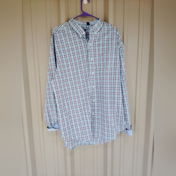 Men's Izod Button Down Pastel Plaid Shirt Size XL Long Sleeved Preppy - Picture 1 of 2